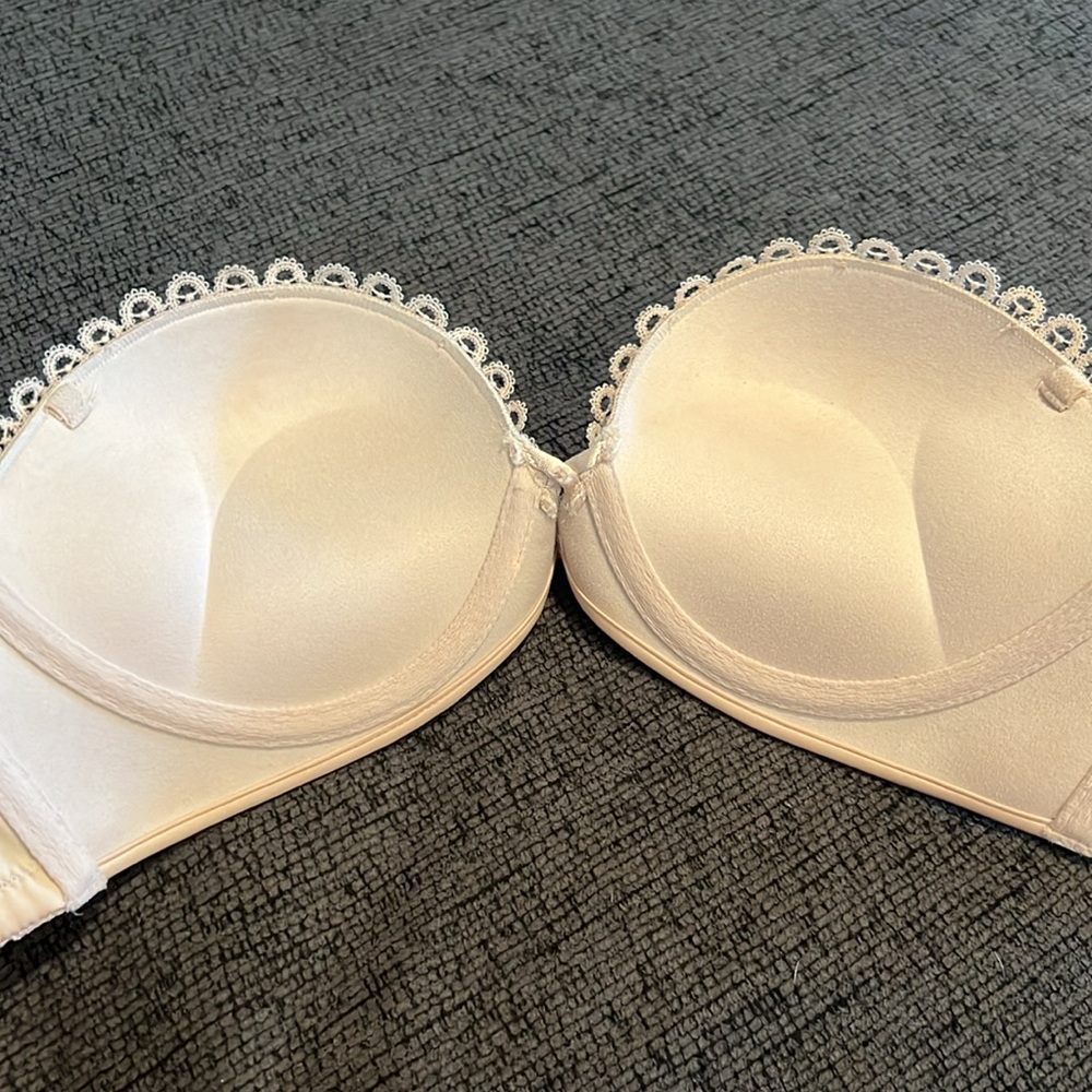 Victoria’s Secret bombshell multi-way multiposition bra - Picture 4 of 6